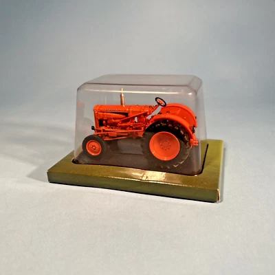 Hachette 1/43 Vendeuvre Super GG70 1956 Tractor *NEW - Image 1 of 4