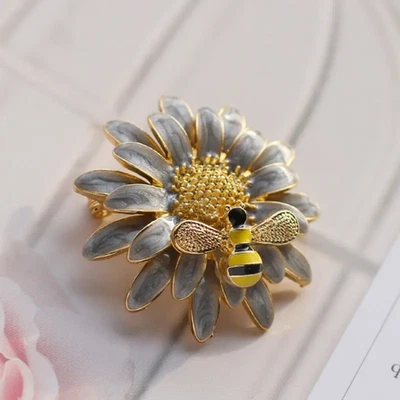 Broche Pin Esmalte Gris Abeja Girasol Tono Dorado Insecto Joyería Verano Unisex Regalo Foto 1 de 4