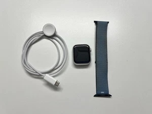 Apple Watch Series 9 (GPS) 45mm Aluminiumgehäuse  - Bild 1 von 11