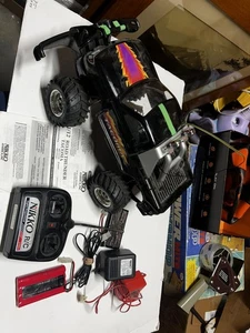 NIKKO TOYOTA TACOMA TRUCK OFF ROAD THUNDER TELECOMANDO 9,6 VOLT RC GIOCATTOLO ANNI 90 - Foto 1 di 12