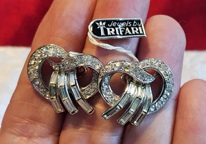NOS Vintage Crown Trifari Earrings Silver Tone Clear Pave Rhinestone Statement - Foto 1 di 4