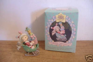 INDOVINA CHI STA ARRIVANDO...~MOMENTO PREZIOSO~ENESCO~ORNAMENTO NATALIZIO - Foto 1 di 1