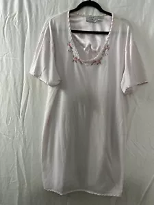 JIT Sleep Collection Womens Pink Nightgown Embroidered Floral Crochet Size Large - Picture 1 of 8