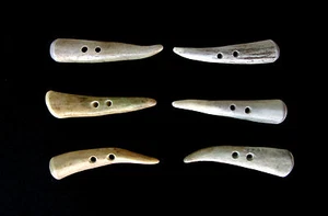 ANTLER BUTTONS,2 1/2"TOGGLES,TINES,SHEARLING COATS,6 NICE CURVED PIECES,212-20 - Picture 1 of 4