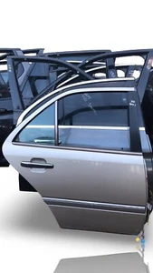 Mercedes C-Klasse Limousine (W202) (1996-00) - Tür Fahrerseite (RH) hinten -  - Bild 1 von 5