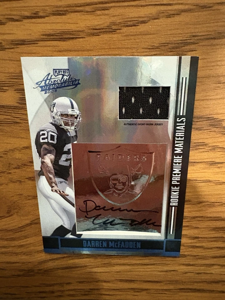2008 Absolute Rookie Premier Materials Darren McFadden #264 RC, Mem, Auto /34 - Image 1 of 4