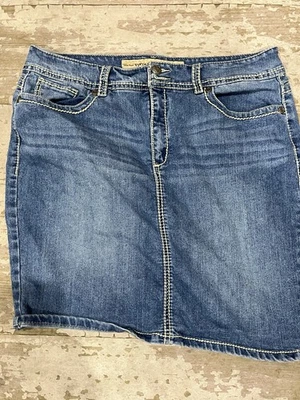 Nine West 女式牛仔裙 14 码及膝纽扣前襟 — 第 1/4 张图片