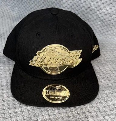 Boné Snapback Los Angeles Lakers New Era 9FIFTY Metal Dourado Kobe Bryant  - Imagem 1 de 4
