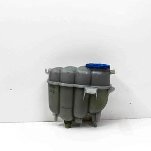 AUDI A4 8W2, B9 Ausgleichsbehälter 8W0121405F Benzin 183kw 2018 28488266 - Picture 1 of 9