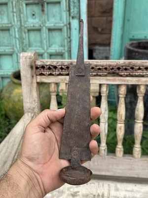 Antigua lámpara colgante de aceite Toran de hierro forjado a mano hermosa Foto 1 de 4