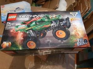 LEGO 42149 Technic Monster Jam Dragon 2 in 1 Pull Back scatola rovinata vedi fot - Foto 1 di 3