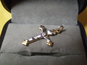 Sterling Silver 925 Gold Tone Ladies Men's Cross Crucifix Pendant      1.0 grams - Picture 1 of 2