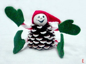 PINECONE CHRISTMAS ELF PIXIE HANDMADE RED HAT JINGLE BELL GREEN MITTENS        E - Picture 1 of 3