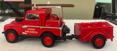 Land Rover auxiliar Matchbox Fire Engine Series 1948 - YFE02 Foto 1 de 4