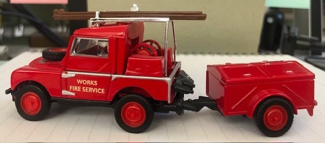 MATCHBOX FIRE ENGINE SERIES 1948 Land Rover Auxiliary - YFE02 - Image 1 of 4