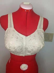 Beige Full Figure Lace Flowers 7 Hook front Unpadded no wire soft Bra 38 C New - Picture 1 of 9