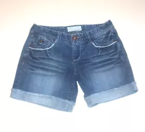 Junior Damen Mauritius bestickte Manschetten niedrig erhöht blau Denim Jeansshorts 1/2 - Bild 1 von 2