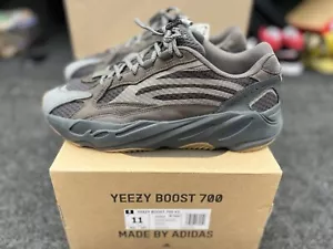 Size 11 - adidas Yeezy Boost 700 V2 Geode - Picture 1 of 9