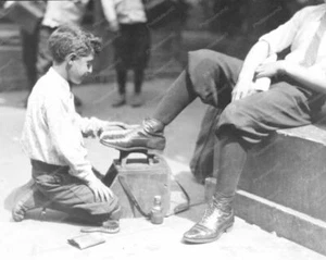 Bootblack Shoeshine Boy At Park Classic 8 by 10 Reprint Photograph - Imagen 1 de 1