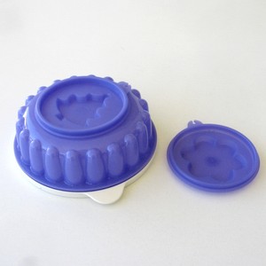 Moule Charlotte Tupperware Bleu + Plateau + Couvercle – Très Bon état
