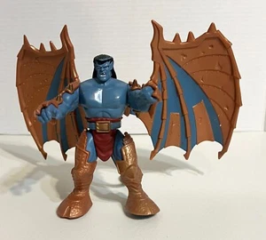 Figura De Colección Disney Gárgolas Minotauro Goliat Deluxe Batalla Dobles Sin Máscara - Imagen 1 de 3