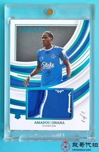 2022-23 Immaculate Everton RC Amadou Onana Logo Patch 1/1 - Picture 1 of 2