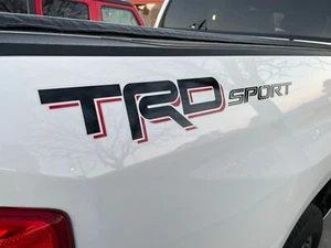 Calcomanías adhesivas de vinilo laterales de cama TRD SPORT Tacoma Tundra CALIDAD REAL - Imagen 1 de 2