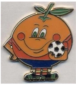Pin (badge) FIFA World Cup 1982 Spain - Mascot #1 - Picture 1 of 1