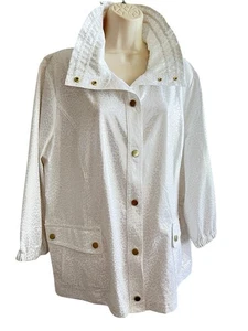 Chico’s Zenergy Size 3 ( XL) Snap Closure Neema Foil Print Jacket Optic White - Picture 1 of 14