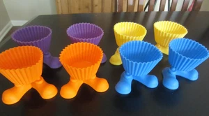 Wilton Silicone Cupcake Singolo Piedi Sciocchi Tazza da Forno Stampo Set di 8 Usato in Ottime Condizioni - Foto 1 di 6