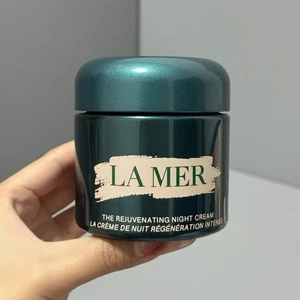 La Mer The Rejuvenating Night Cream 3.4 fl.oz/100ml - Picture 1 of 4