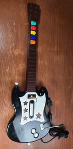PS2 Guitar Hero Red Octane Nero/Bianco con Collo Marrone Controllo Cablato Chitarra PSLGH - Foto 1 di 8