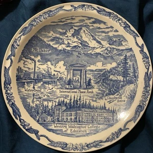 Vernon Kilns Porcelain Western Washington College 10 3/8" Cabinet Plate 1931-58 - Picture 1 of 2