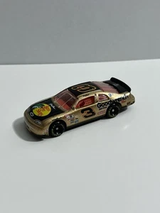 Dale Earnhardt #3 1998 GM Goodwrench Gold Select 1:64 Diecast NASCAR - Picture 1 of 3