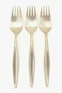 Set of 4 Reed and Barton Etude Stainless Salad Forks 6 5/8” - Picture 1 of 4