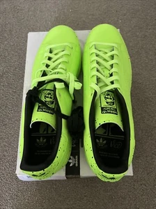 Men’s Adidas Stan Smith US15 FTWR Fluro Green - Picture 1 of 6