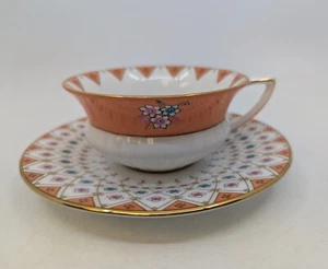 Wedgwood Wonderlust Pfingstrose Diamant Teetasse & Untertasse Set - Bild 1 von 7
