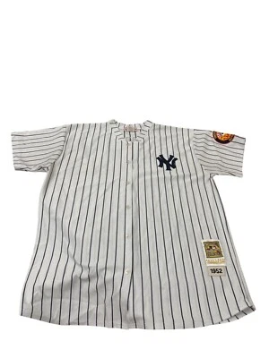 Camiseta Mitchell & Ness 1952 NY Yankees Colección Cooperstown Talla 54 SKU 8515 Foto 1 de 4