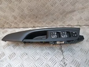 FENSTERHEBERSCHALTER VERKLEIDUNG ABSEITS FAHRERSEITE VORNE OSF 12-18 HYUNDAI SANTA FE MK3 - Bild 1 von 7
