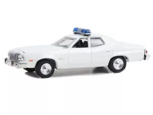 1974-76 Ford Gran Torino Sedan w/ Lights 1:64 Scale Model - Greenlight 43012 - Picture 1 of 1