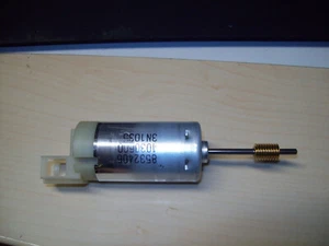 MOTOR 8532407 12V LENDENWIRBELSTÜTZE 7P0881879A Porsche Cayenne VW Touareg #15 - Picture 1 of 2