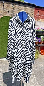 BNWT Simply Be Black White Zebra Print Lightweight Summer Shirt Dress Size 26 - Picture 1 of 18
