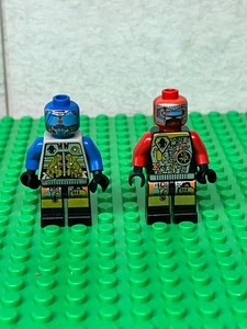 2 LEGO Classic Space UFO Techdroid Minifigures - Picture 1 of 1