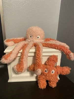 Orange Octopus and Starfish 2 Piece Dog Toy Set Squeak, Crinkle EUC - Image 1 of 4