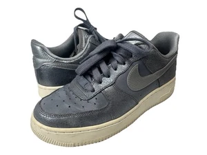 NIKE Air Force 1 Low Light Carbon Grey Silver 896185-005 WOMENS 8 39 Shoes - Picture 1 of 8