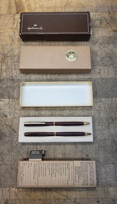 Juego de bolígrafo y lápiz mecánico Hallmark vintage de palisandro Foto 1 de 4