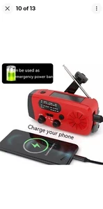 2000mAh Solar Power Bank And Hand Crank Radio AM/FM Free Living - Picture 1 of 5