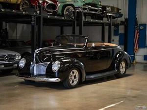 1940 Ford Deluxe Cabriolet Custom Street Rod - Picture 1 of 40