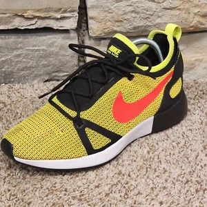 Men's Size 9.5 - Nike Duel Racer Volt Bright Crimson - 918228-700 - Picture 1 of 9