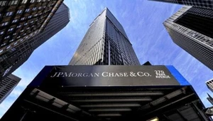 AZIONE ORIGINALE AUTENTICA PRIMA BANCA MONDIALE * FIRMA DAVID ROCKEFELLER * E - Foto 1 di 4